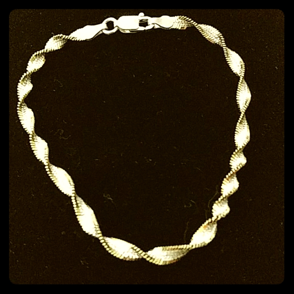 925 Gold Butterfly Twist Bracelet
